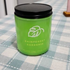 Bath and Body Works candle